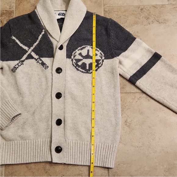 GAP X STAR WARS Darth Vader Cardigan Sweater Boys Medium - Picture 4 of 10